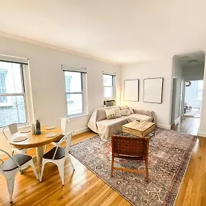 https://manhattan-gem-in-the-best-of-upper-east-side.us-newyorkcity.com